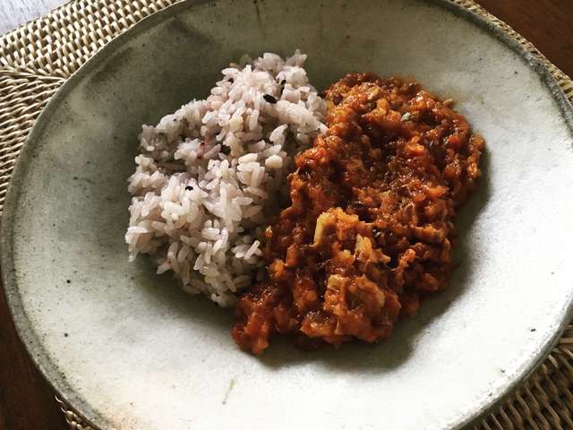 サバ缶のドライカレー　花粉症対策